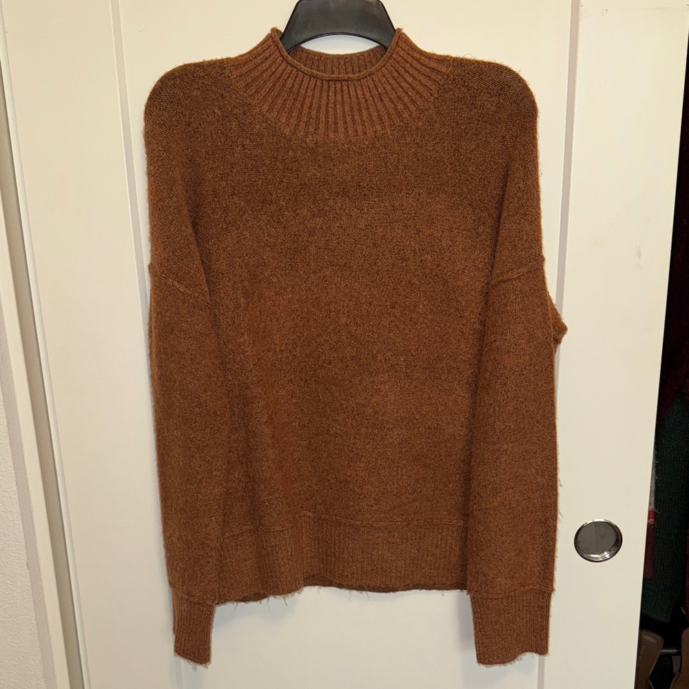 Universal Thread Warm Tan Knit Sweater